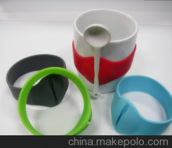 供應福硅居TY-0063陶瓷杯套 創新的可夾湯勺硅膠杯套